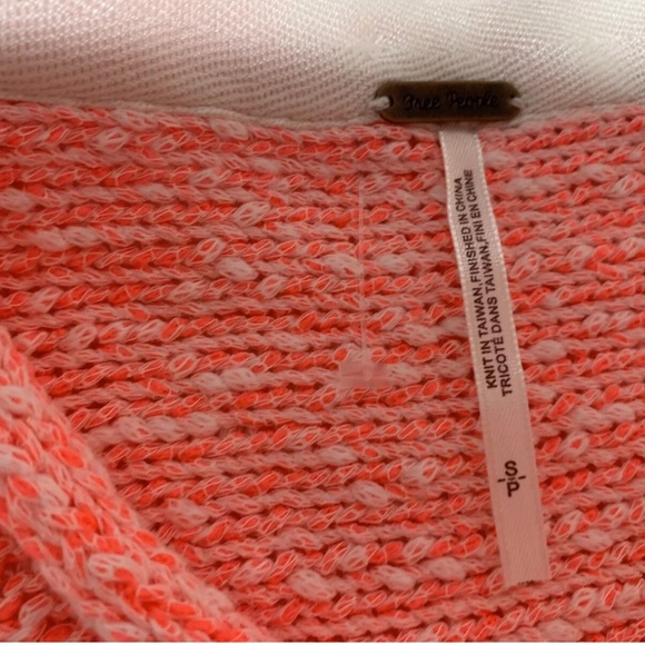 FREE PEOPLE Small Neon Flamingo Bright Lights Slouchy Pullover Sweater NEW. 84 - Picture 4 of 5